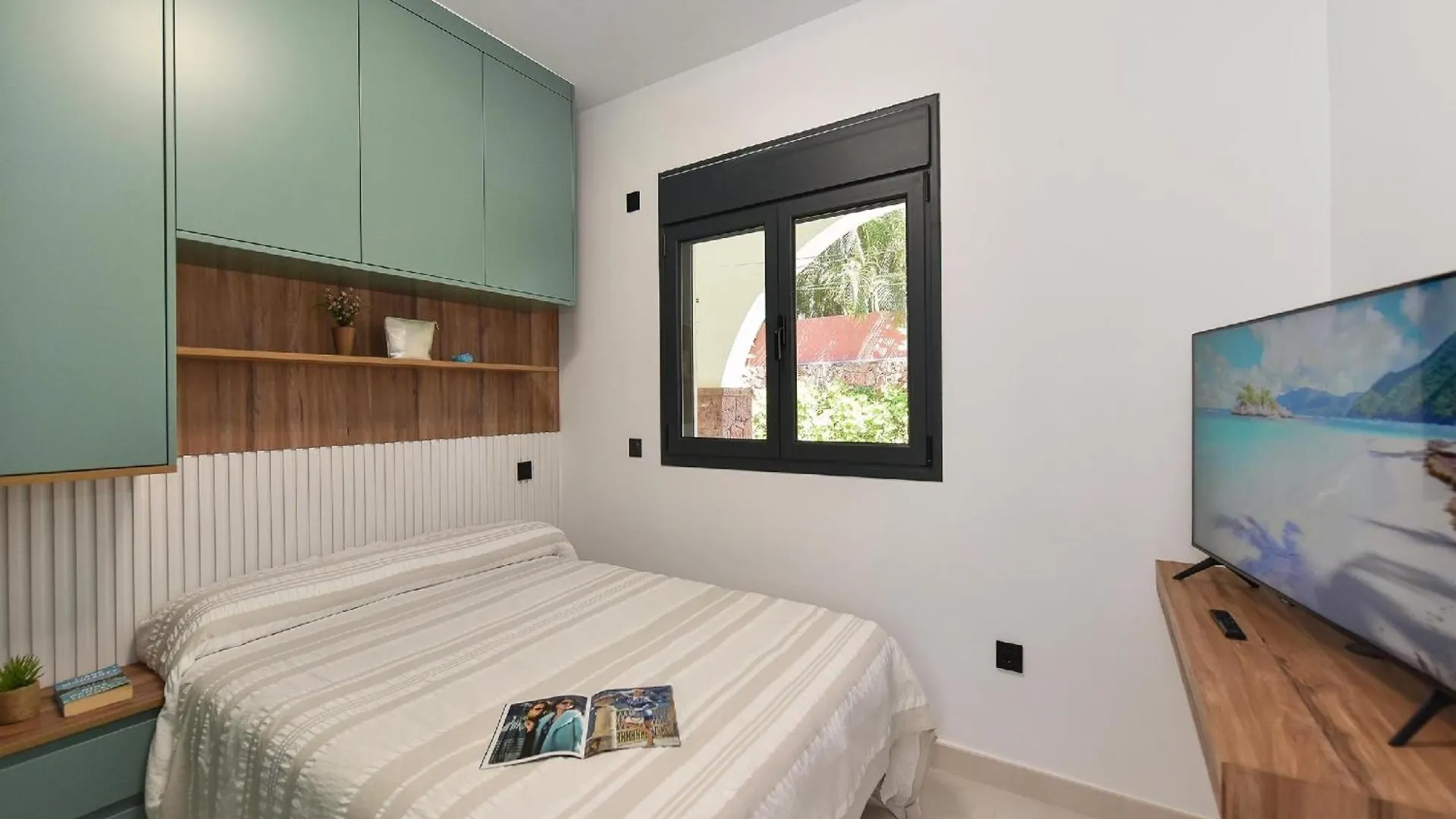 Luxury Villa With Sea View And Swimming Pool Up To 8 Persons Apv Paros Golden Beach Las Palmas de Gran Canaria 0*,  Spain