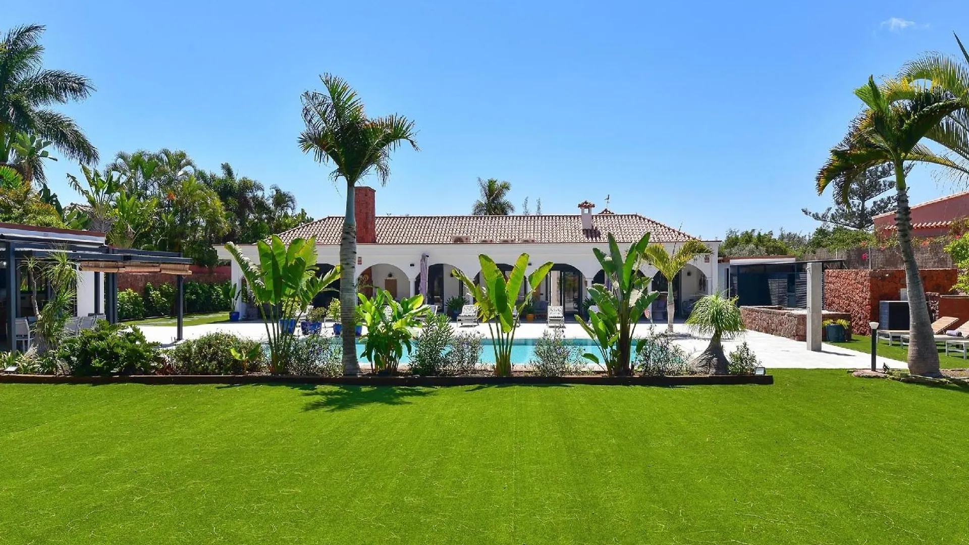 Luxury Villa With Sea View And Swimming Pool Up To 8 Persons Apv Paros Golden Beach Las Palmas de Gran Canaria Spain